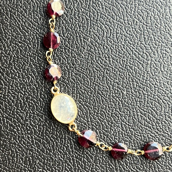 Ela Rae Libi coin stone necklace with center stone - Picture 2 of 9